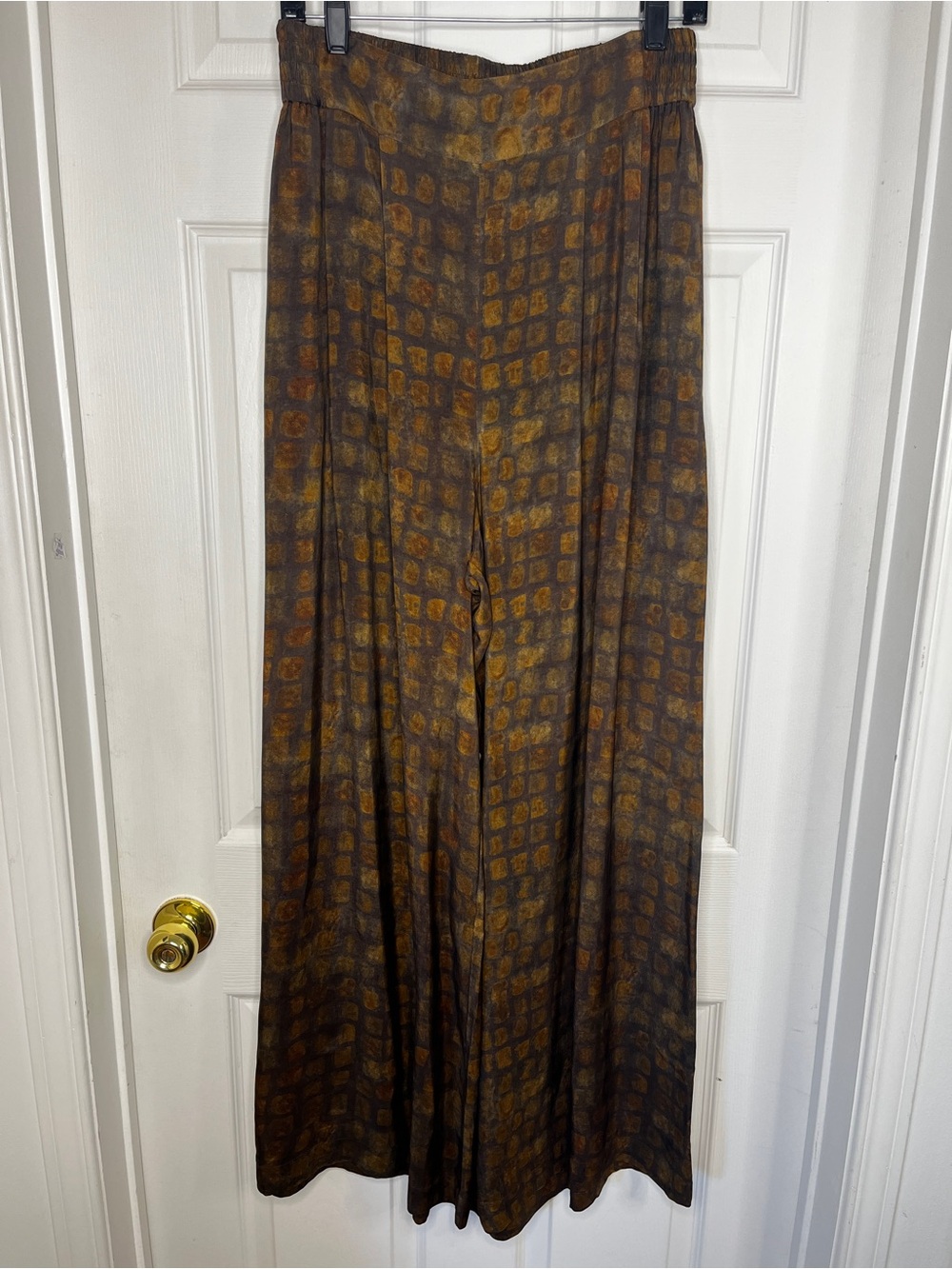 Brown  Patterned pants